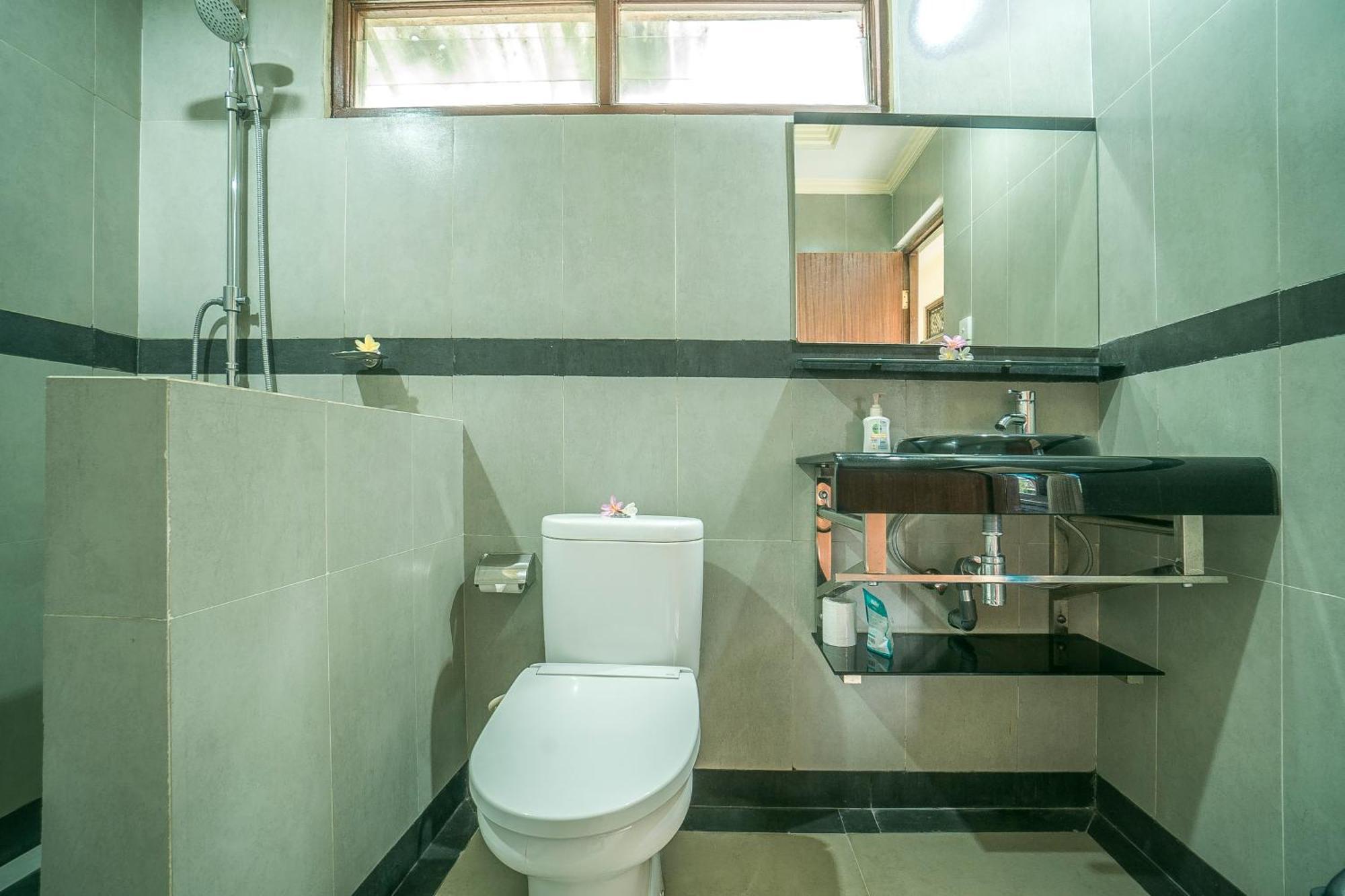 Three Dewi'S Guest House Убуд Екстериор снимка