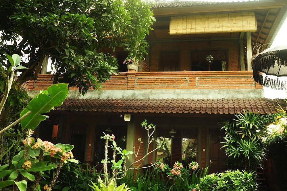 Three Dewi'S Guest House Убуд Екстериор снимка